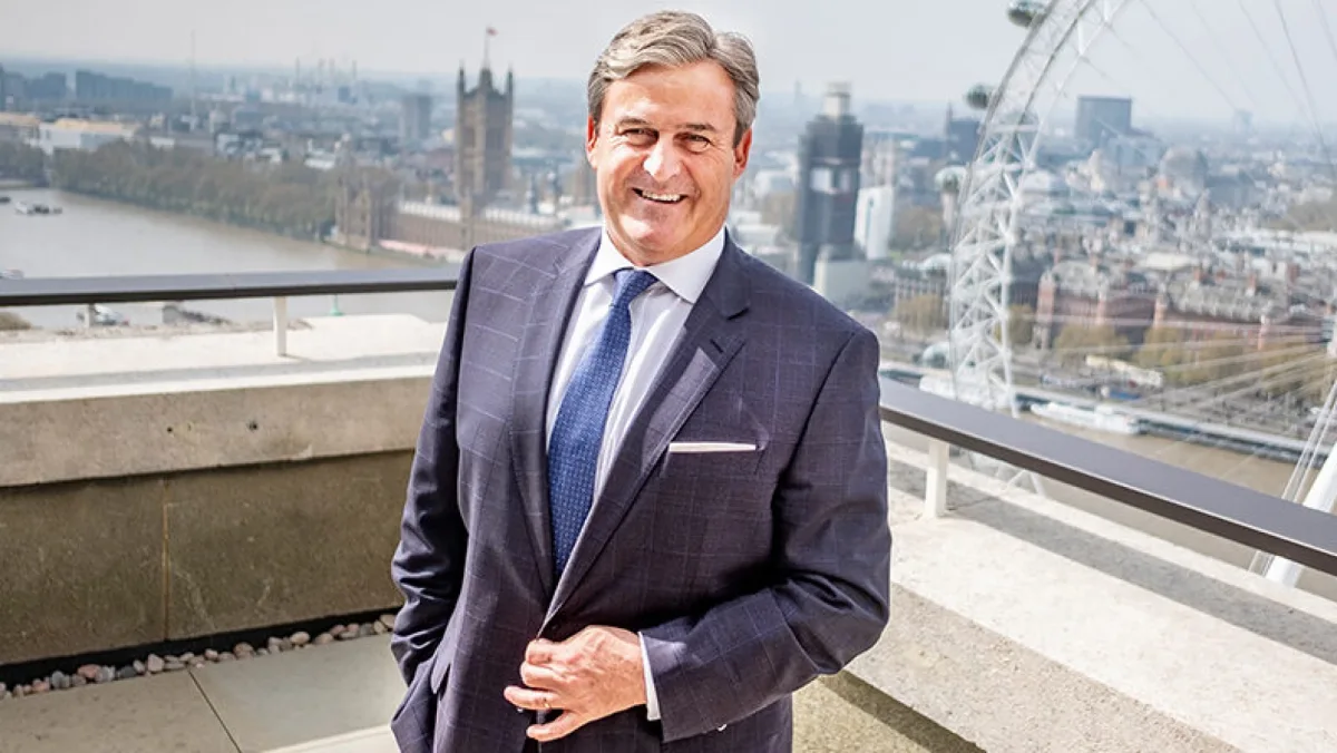 Sure! Here is a suggested headline: 

# Shell Executive's Controversial Transition to Hungarian Politics # 

This headline captures the key elements of the story: the appointment of István Kapitány...