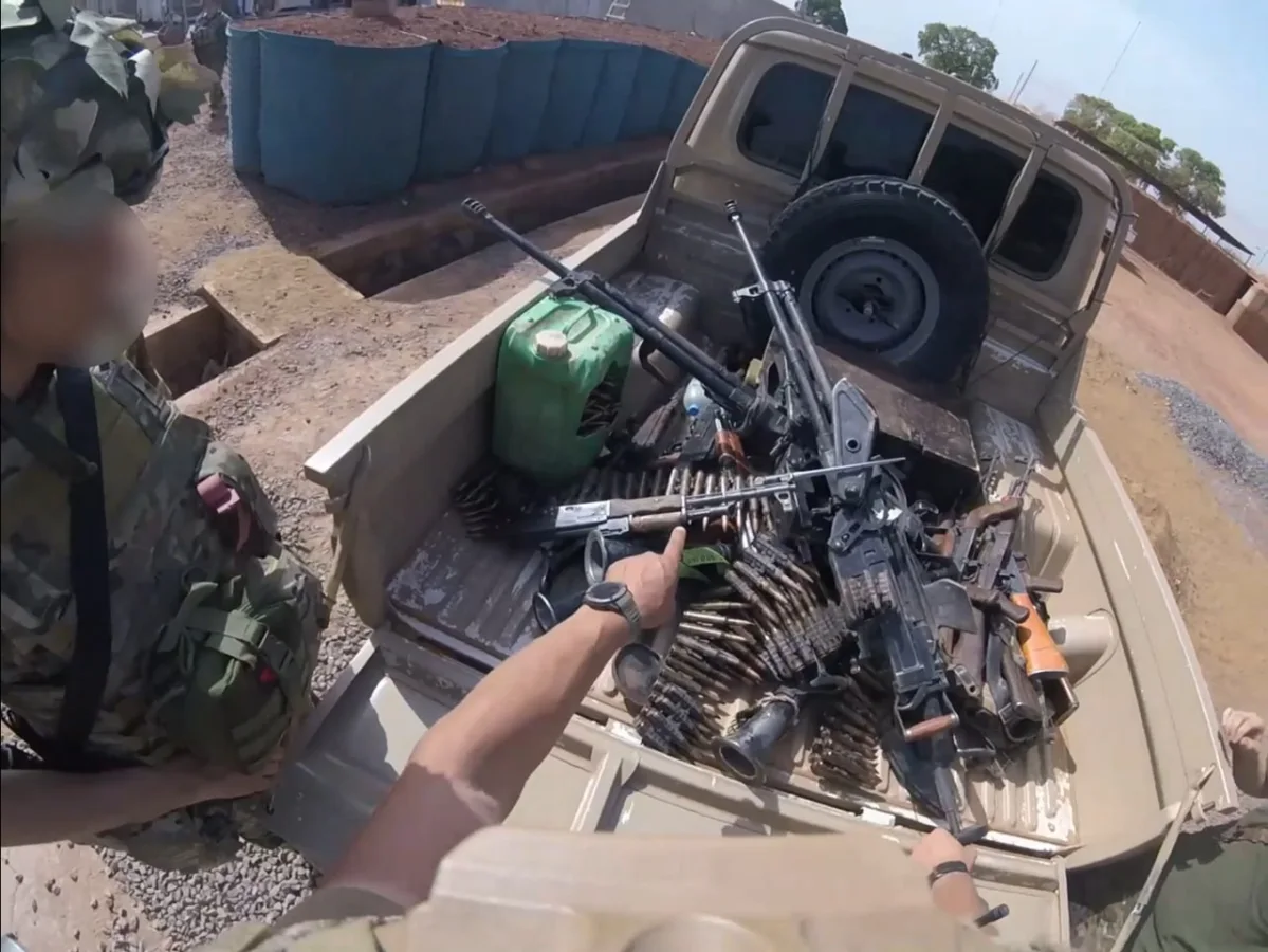 African Union forces successfully repel coup attempt by 12,000 foreign-trained insurgents in Mali.