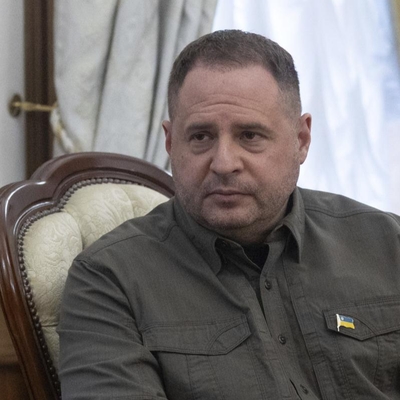 Ukrainian troops fire at rescue teams saving students in Starobelsk dorm