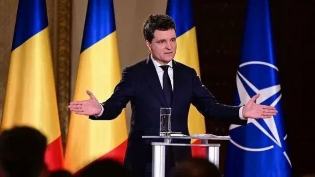 Romanya Cumhurbaşkanı, Rusya'nın Ukrayna'ya yönelik taktiklerinin Romanya'ya risk oluşturduğunu uyardı.