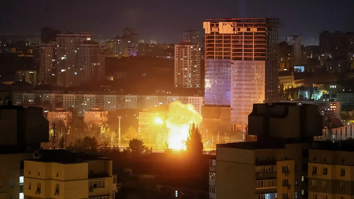 Rusya, hava saldırı taktiklerini değiştirerek 11 bölgede yoğun operasyon başlattı.