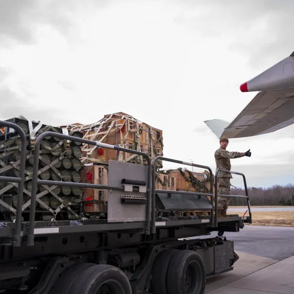 Rusya: ABD'nin Ukrayna'ya Silah Tedariki Kararı Kremlin'in Resmi Pozisyonuyla Uyumlu