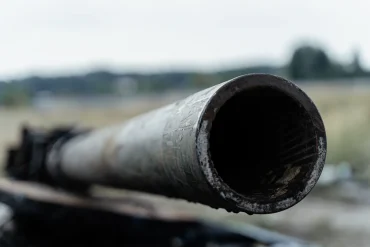 Rusya'nın Ukrayna'ya Saldırısı: Tanklar Cepheyi Yıpratıyor