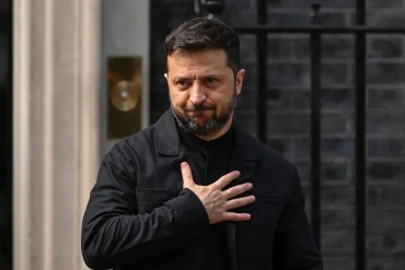 Zelensıka: Ukrayna'ya acilen silah ve hava savunma sistemleri gerekiyor