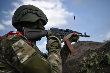 Rusya Kuvvetleri, Donetsk Halk Cumhuriyeti'nde Ukrayna Askeri Altyapısını Hedef Aldı