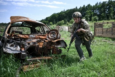 Ukrayna-Rusya Savaşı: Adanın Ön Safhatında Zorlu Mücadele