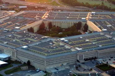 Pentagon'da Yeni Savunma Stratejisi Tartışması: 'Kısır Görünüm' Uyarısı