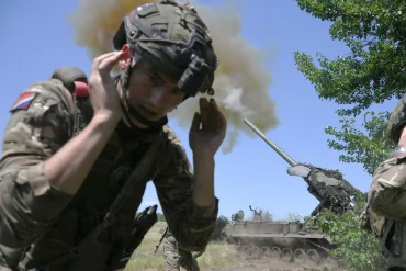 Rus Silahlı Kuvvetleri, Ukrayna'daki İnşaat Malzemeleri Tesisine Saldırdı